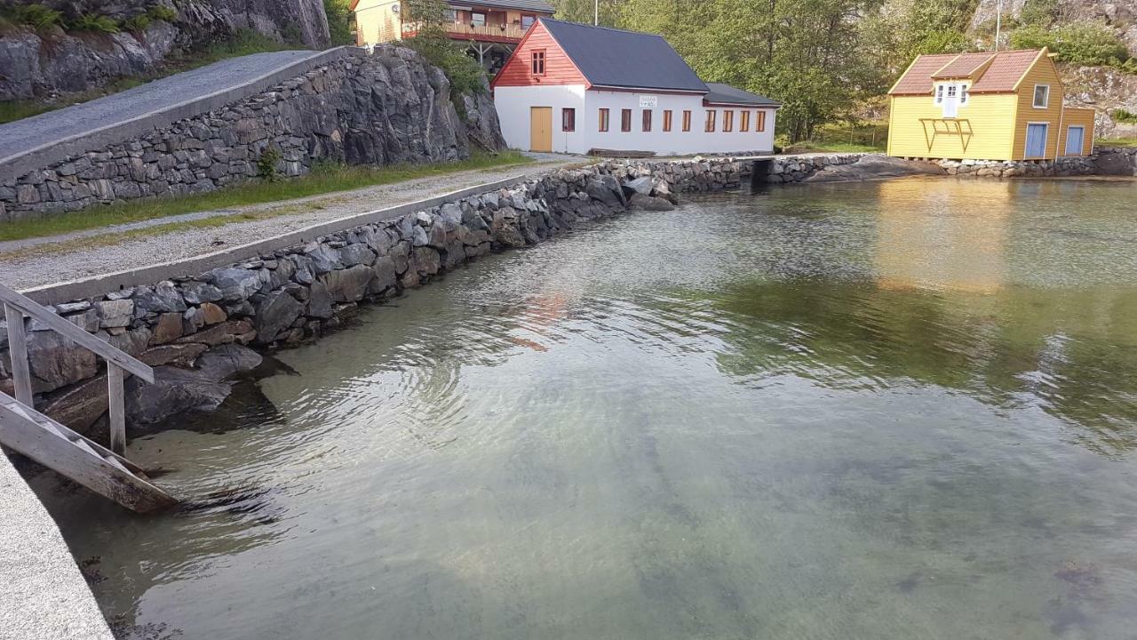 Molvik Hytten Villa Ostereidet Exterior photo